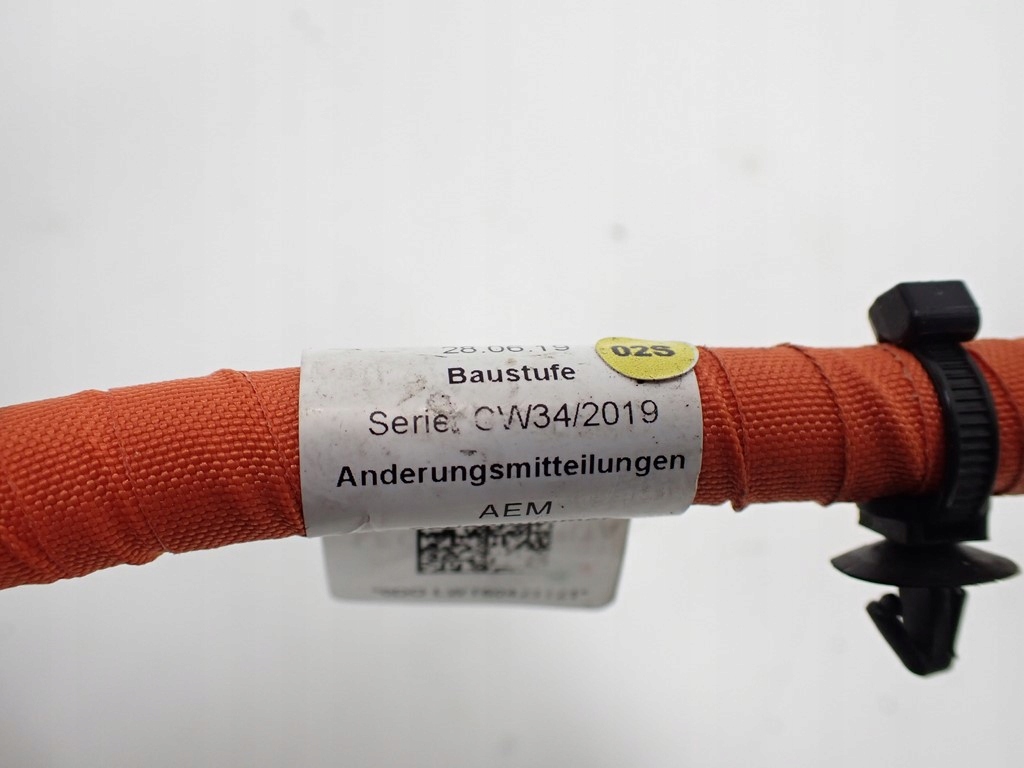 фото №3, Шланг wysokiego напряжения porsche taycan turbo s