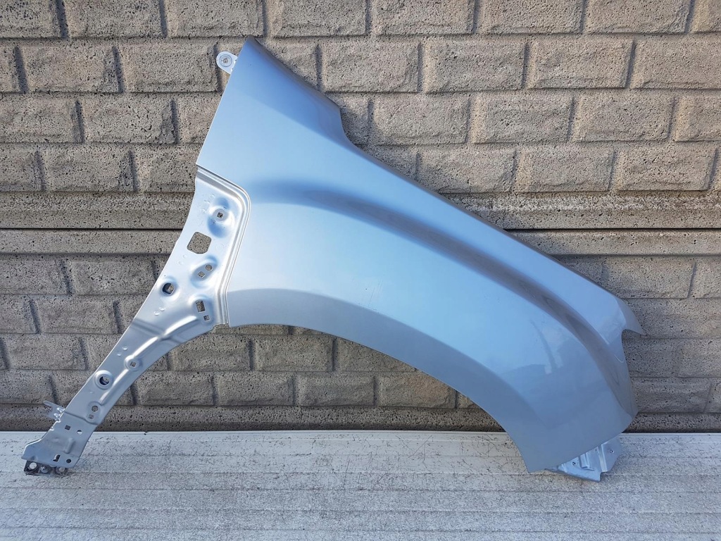 фото №1, Dacia duster ii 2 2017-2022 крила правий передній