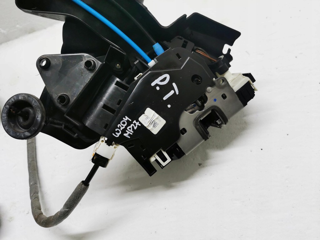 Замок двері правий задня mercedes c-klasa w204 sedan Зі Шроту