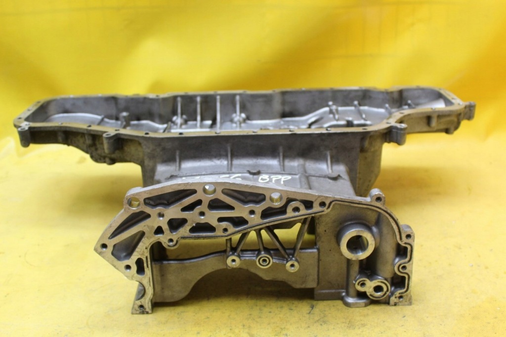 Audi оригинальный номер 059103603ah поддон масляная Цена