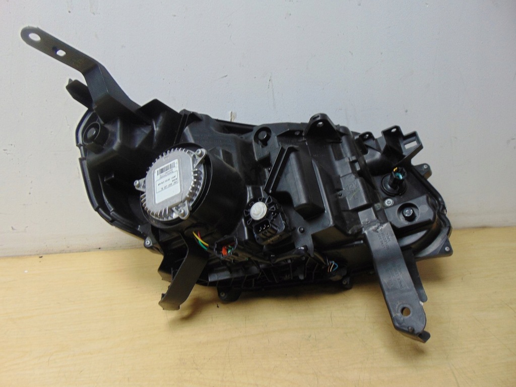 фото №13, Лампа левая перед renault alaskan full led europa