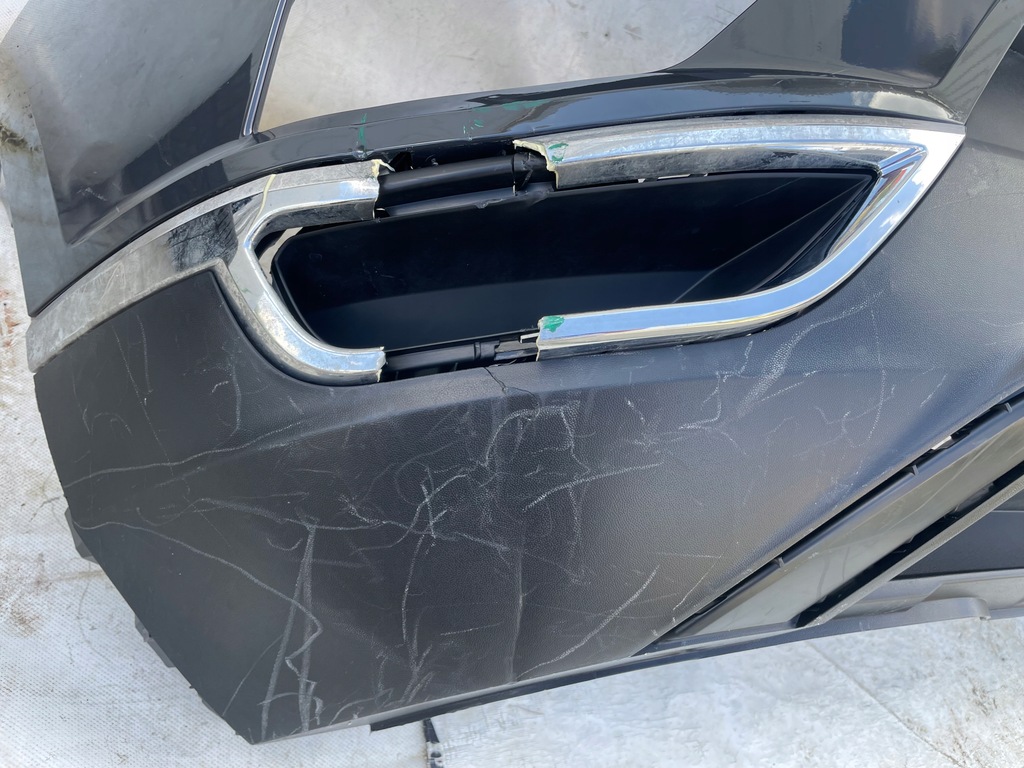 фото №3, Vw t-roc накладка dół бампер задняя 2ga807521s