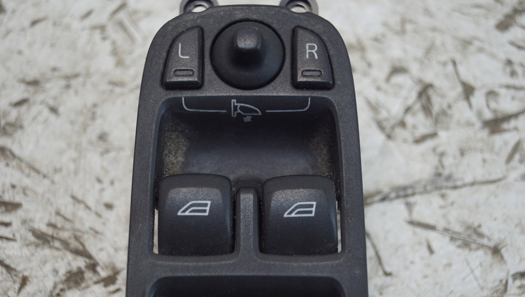 фото №9, Панель окон складной зеркало volvo v50 31334350