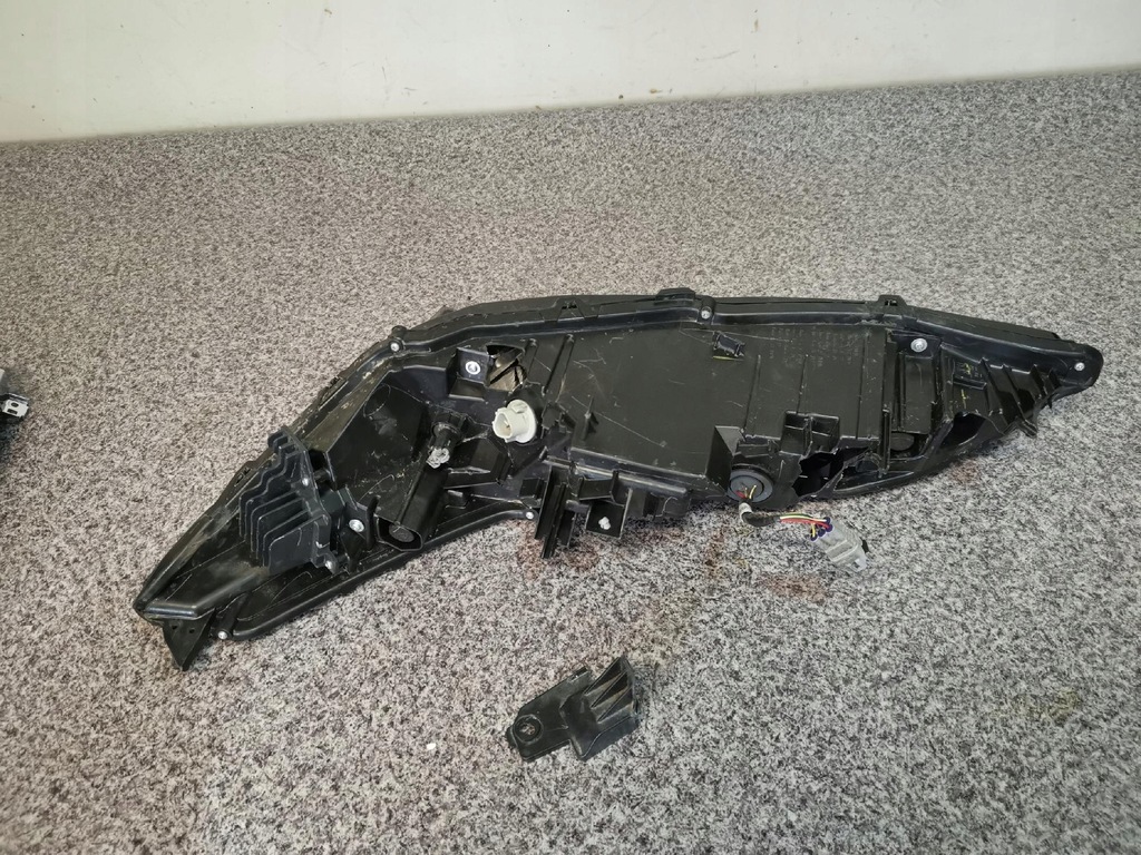 фото №12, Nissan rogue x-trail t33 2021 лампа правая верхний передняя uszk usa