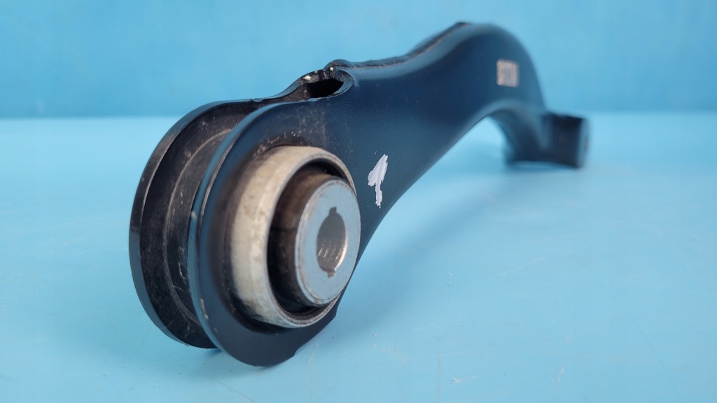 Mercedes eqe w295 350+ 23r рычаг левый a2953521800 Цена