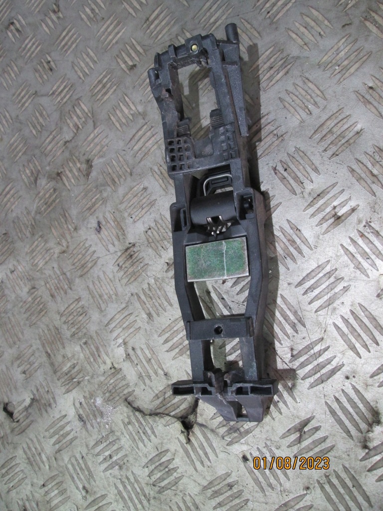 фото №1, Каркас кронштейн ручка правый перед mercedes w203