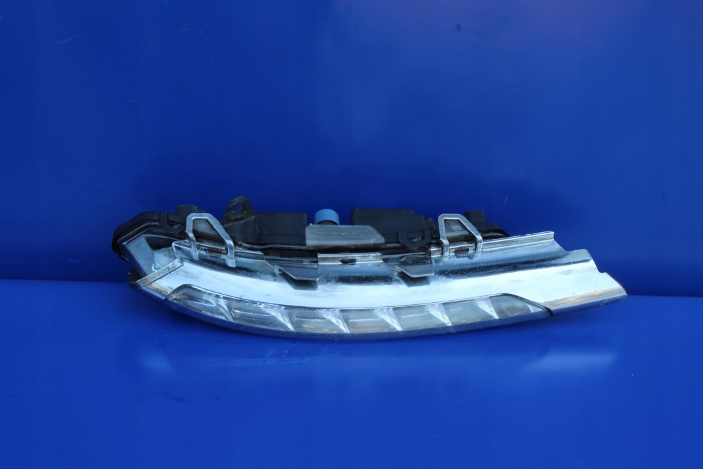 Противотуманная фара правый фара led drl mercedes cl w216 c216 w221 c218 lif a2218201856 Недорого
