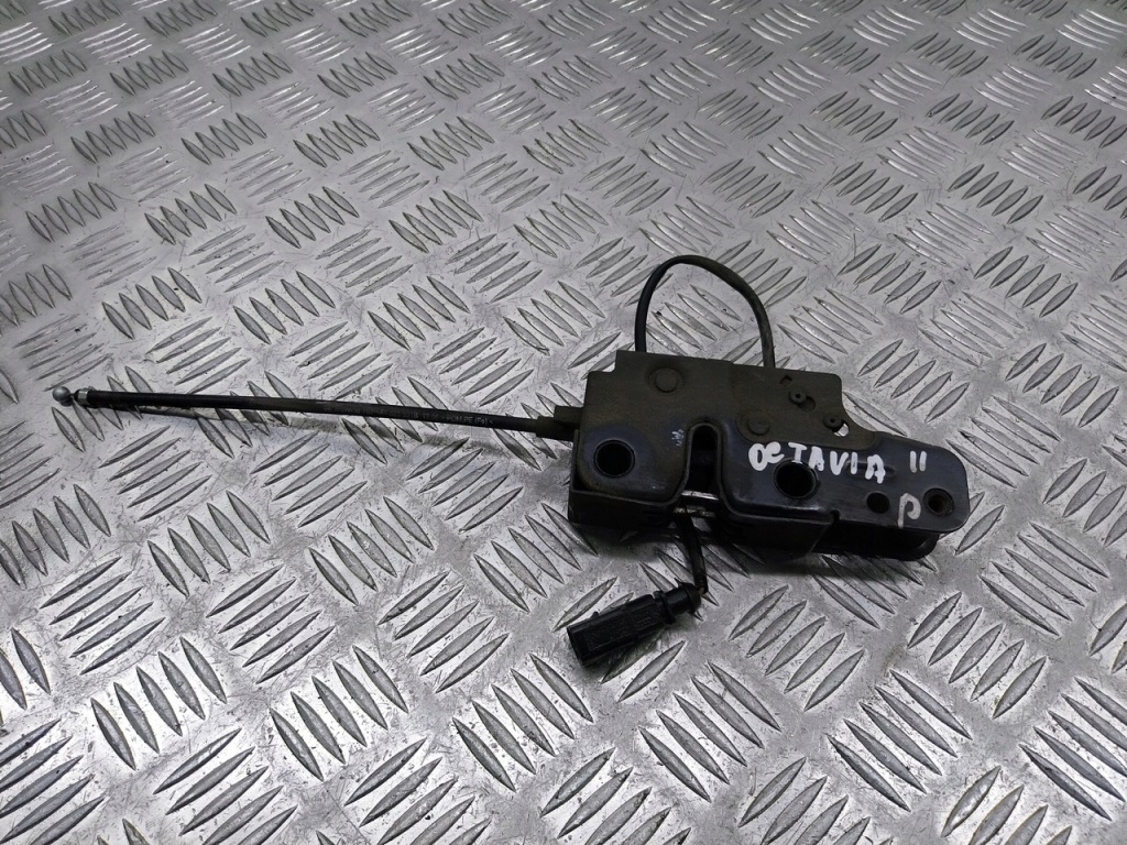 фото №1, Замок передней капот skoda octavia ii 1.6