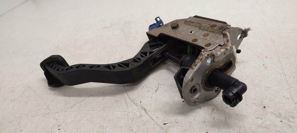 фото №7, Педаль помпа зчеплення seat ibiza 6l 3d 1,2 12v