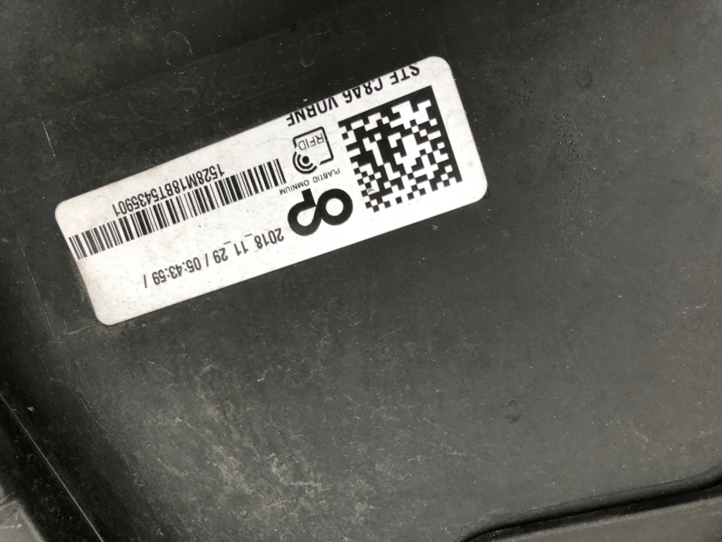 фото №11, Audi оригінальний номер 4k0807437 бампер