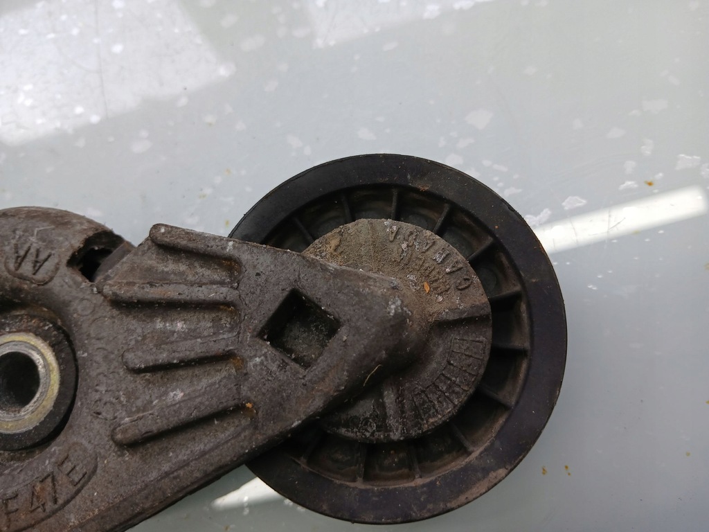 фото №6, Ford explorer 1995 натягувач ремінь генератора