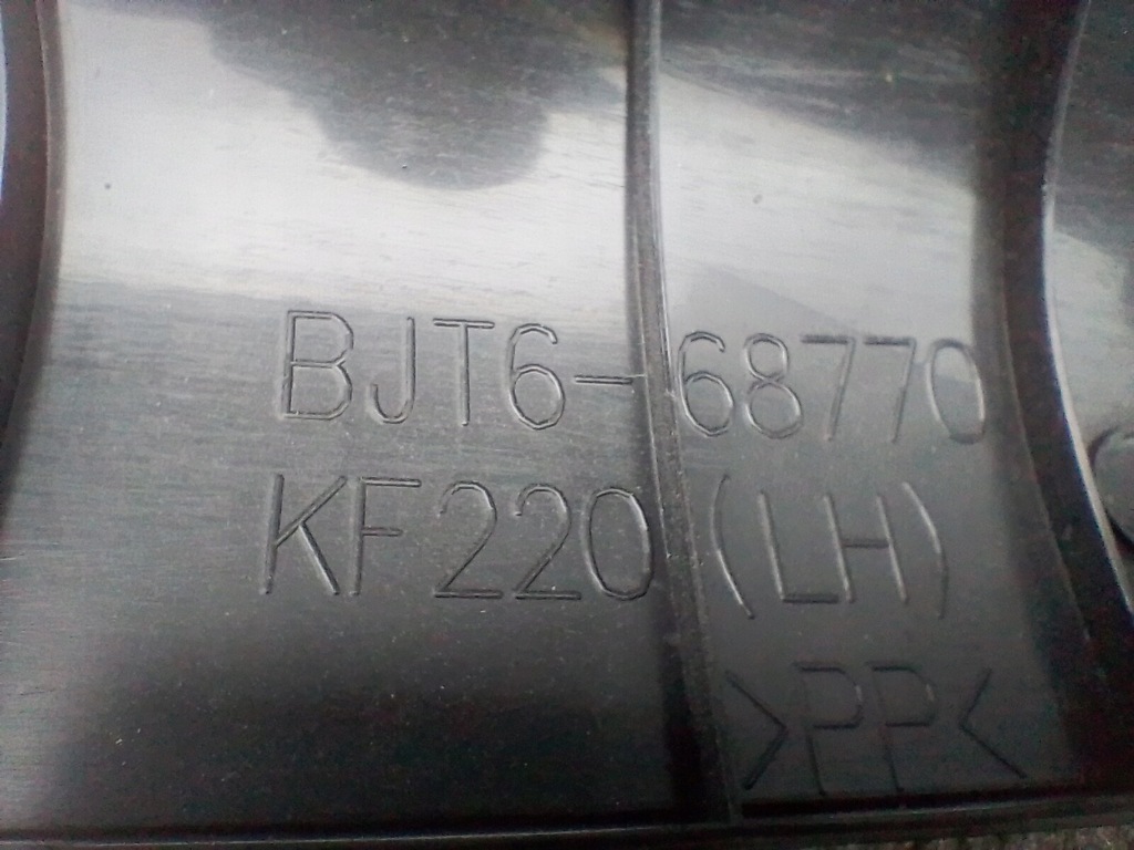 фото №8, Защита порог левая bjt6-68770 mazda 3 bm hb