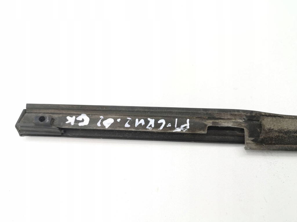 фото №8, Chrysler pt cruiser ліва сторона молдинг прокладка скло двері задніх