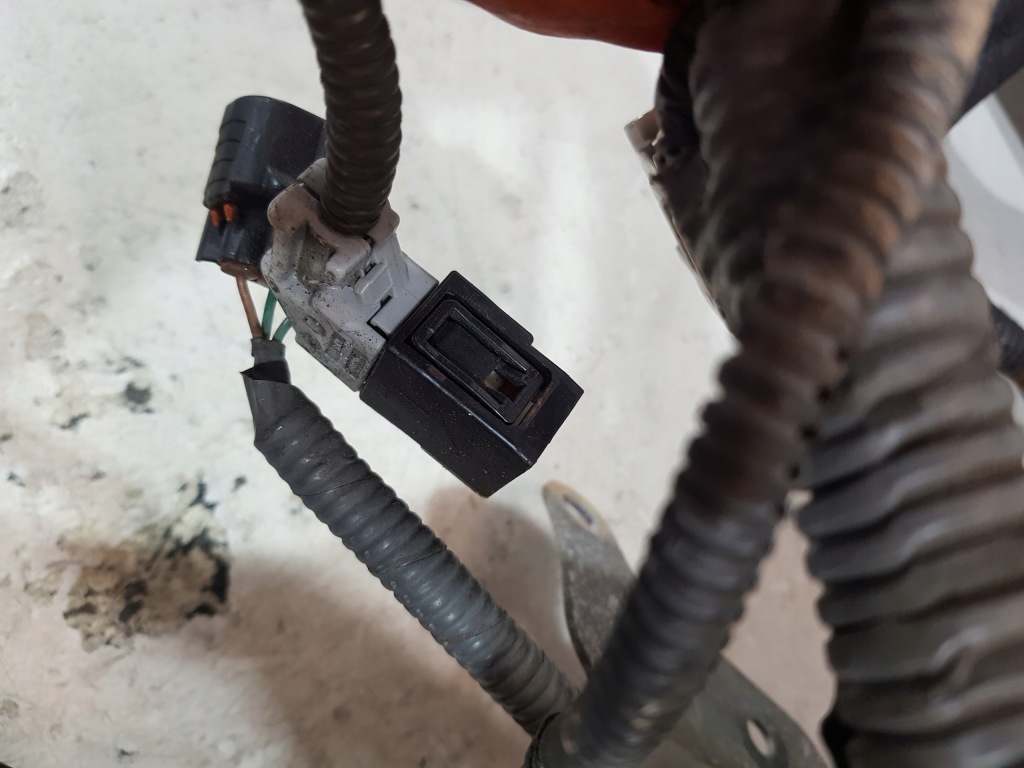 фото №14, Жгут электропроводка 82121-05b90 toyota avensis t27 verso rav 4 2.0d 1ad-ftv