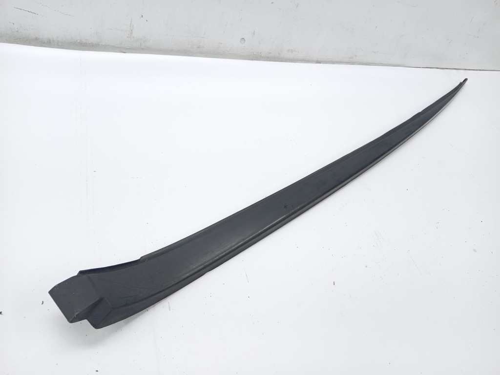 фото №1, Молдинг стекло перед vw golf plus