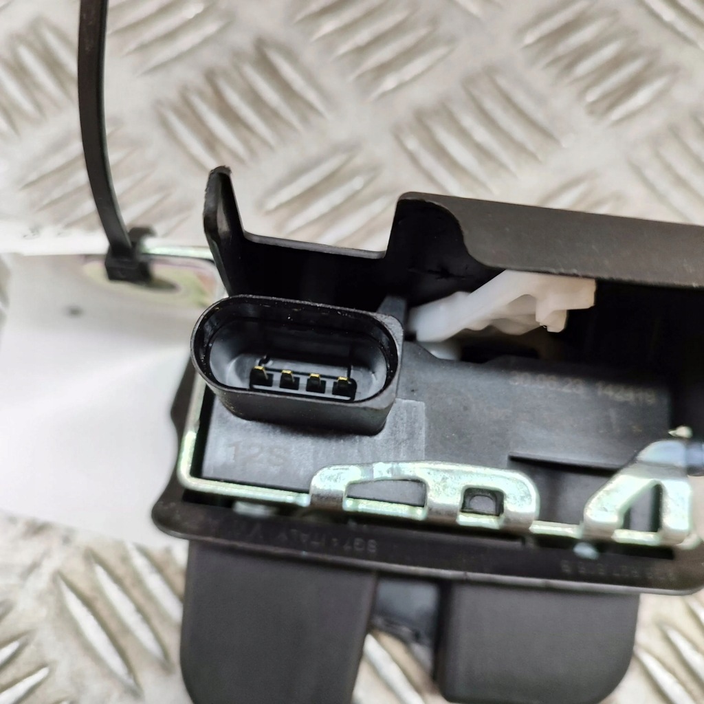 фото №7, Audi a1 2023 замок крышки задний / багажника