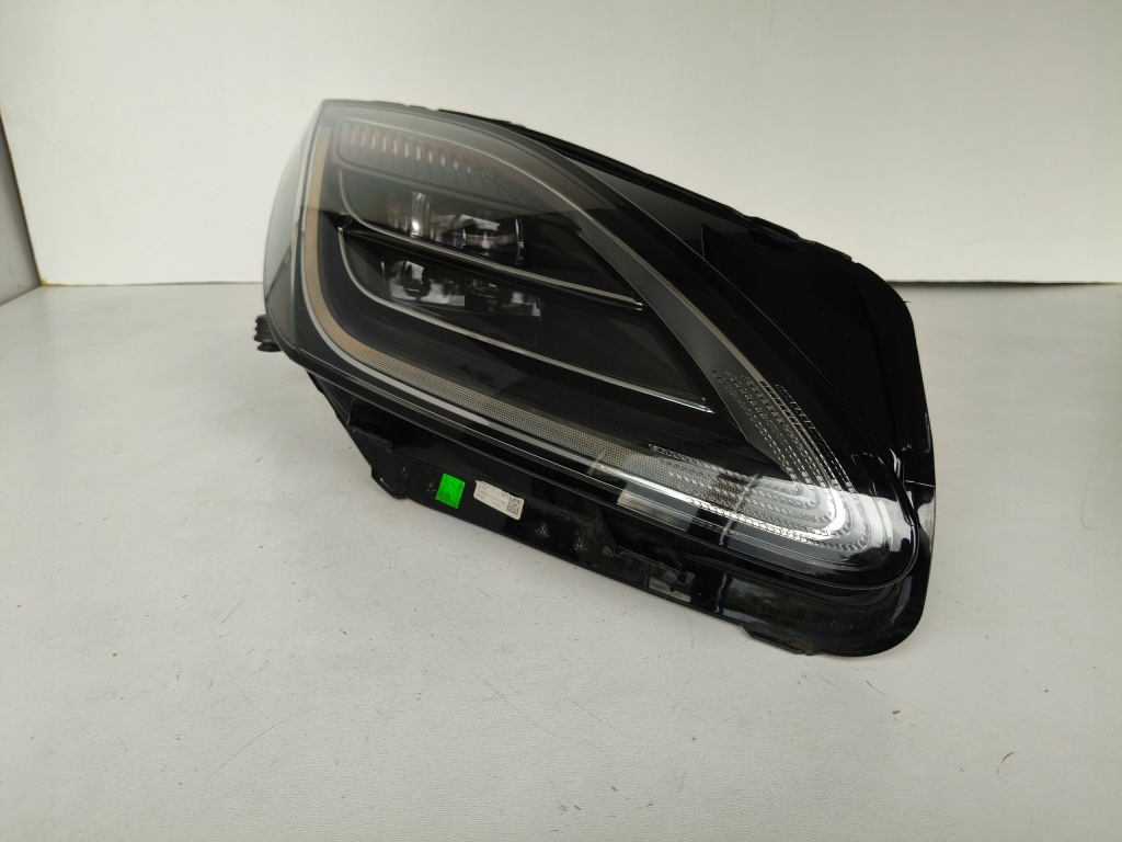 Купить Фара правый  фара jaguar e-pace 18- full led high