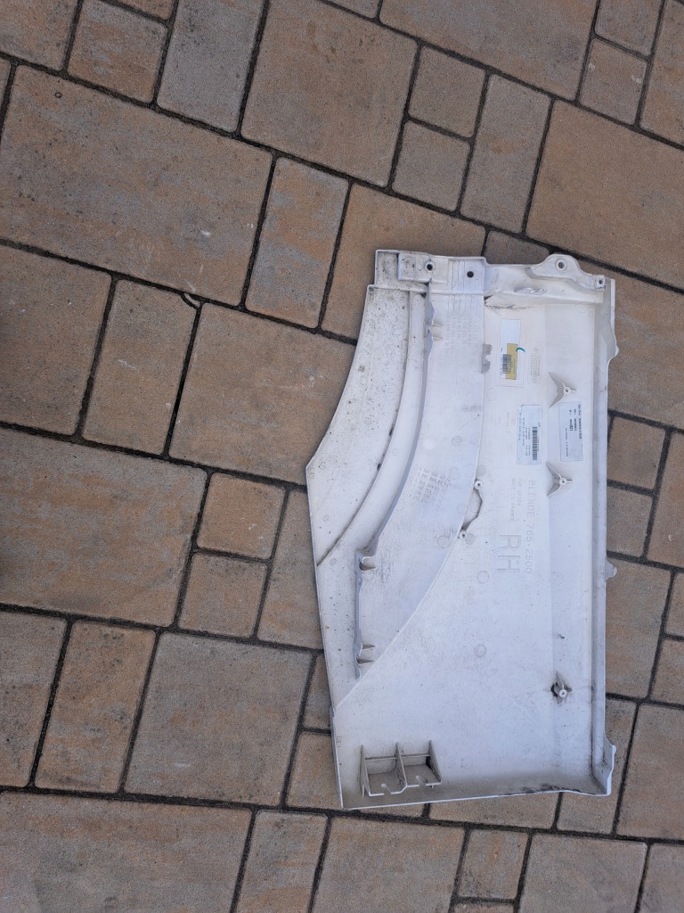 фото №3, Удлинитель кабины правый задняя mercedes actros mp4 0m471