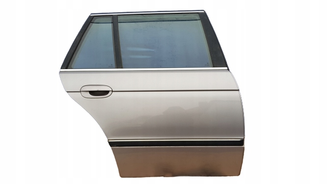 Купить Bmw e39 дверь правый  задняя aspensilber