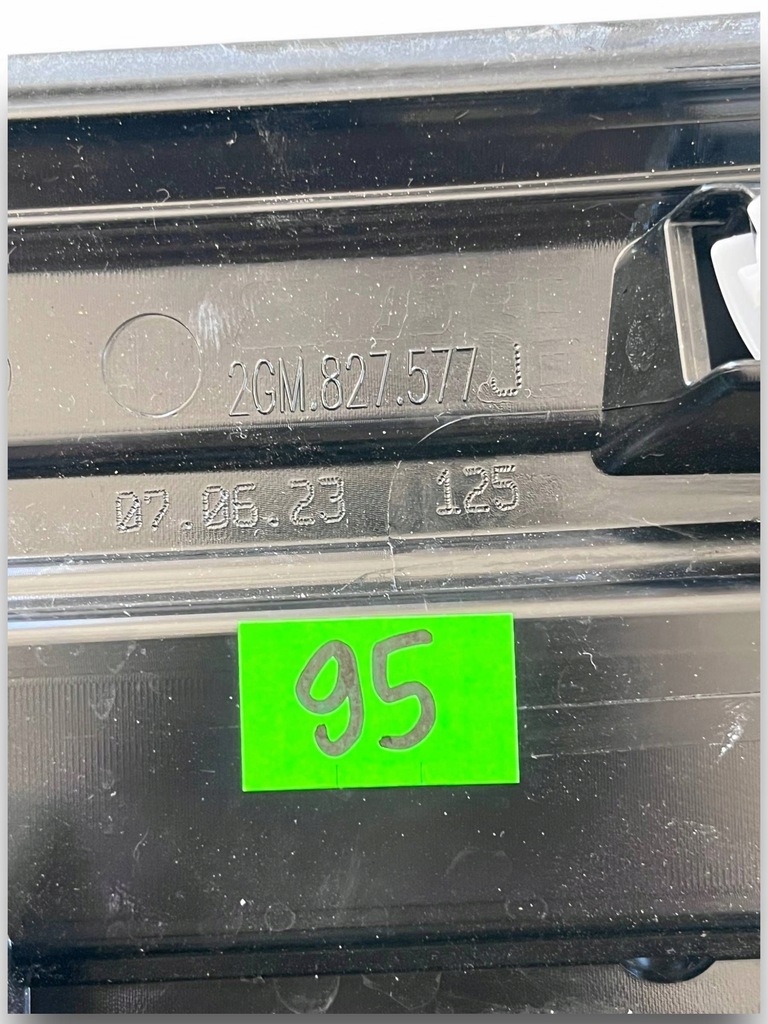 фото №12, Vw t-cross накладка лампа задня задня 2gm827577j #d