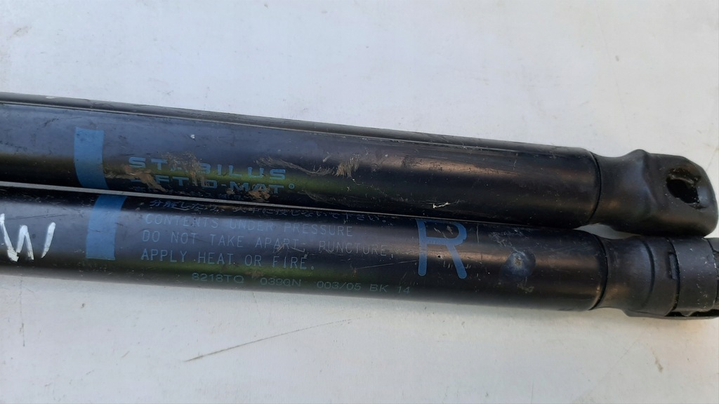 фото №5, Амортизаторы stabilus левый правый крышки mazda 3