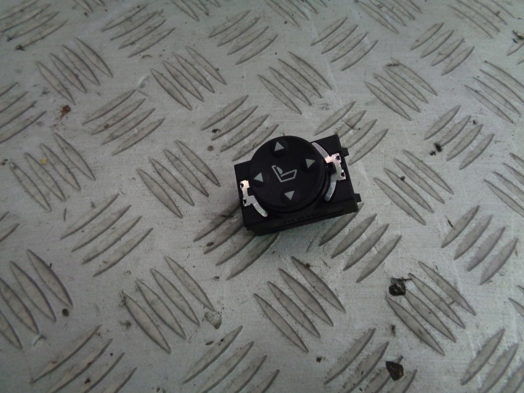 фото №1, Land rover range iii l322 2009lift переключатель регулировки сиденье 8360877