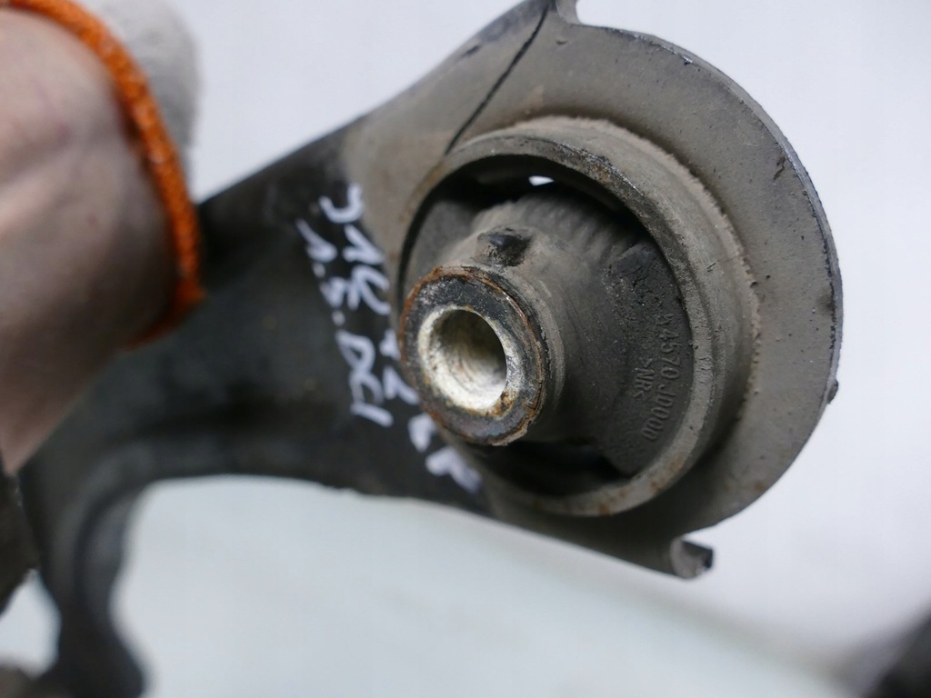 фото №8, Nissan qashqai j10 +2 1.5 dci ступица рычаг l.p.