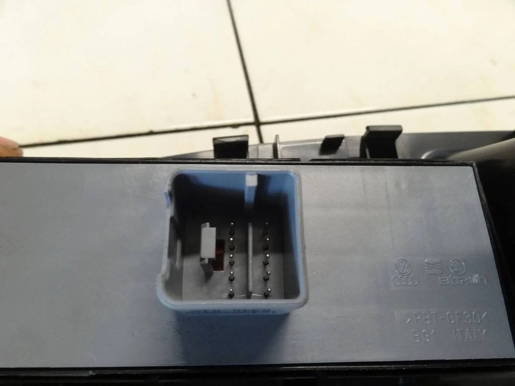 фото №6, Seat altea 2010 lift панель керування вікон лівий перед 5p1867171a