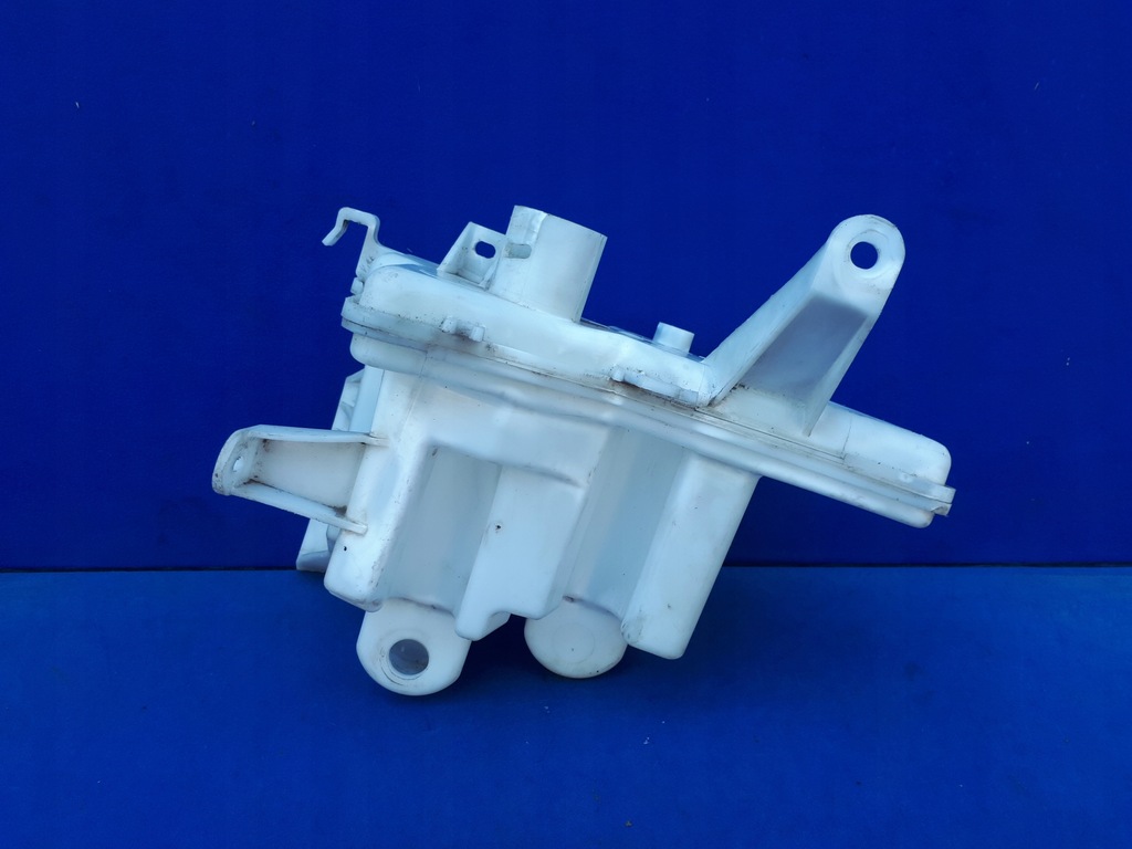 фото №1, Toyota auris ii 2012-2015 12 бак омывателя