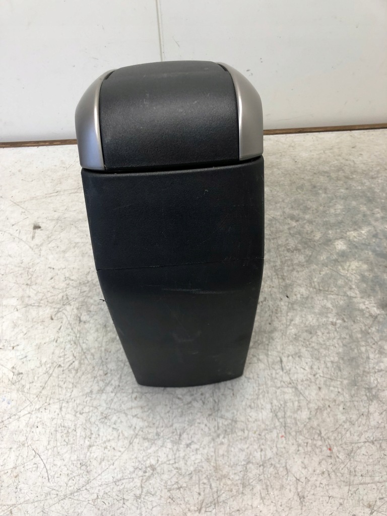 фото №5, Подлокотник бардачок toyota auris i 58911-12290