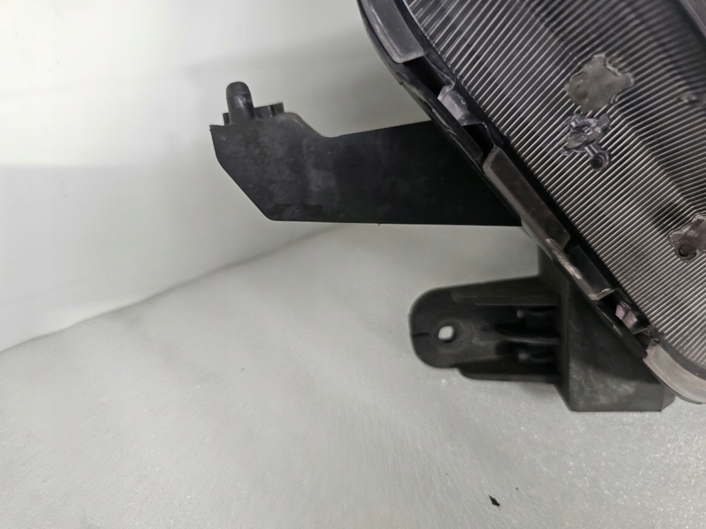 Фара передняя левая opel mokka x рестайлинг  led обычная Киев