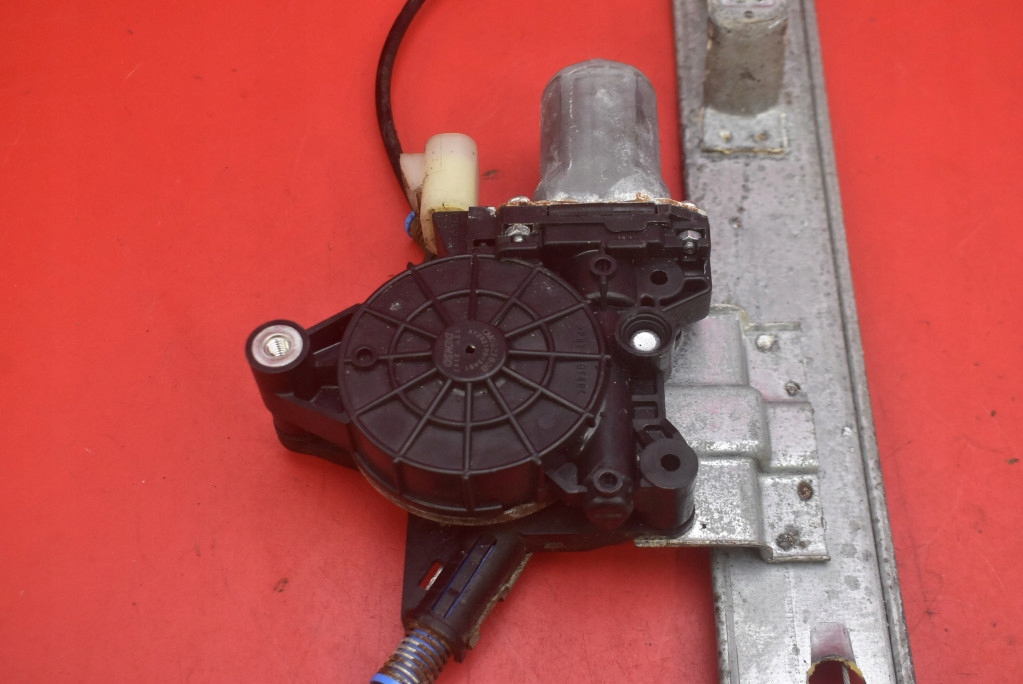 фото №4, Підйомник скло лівий задня cm092160b chevrolet hhr 1 05-11