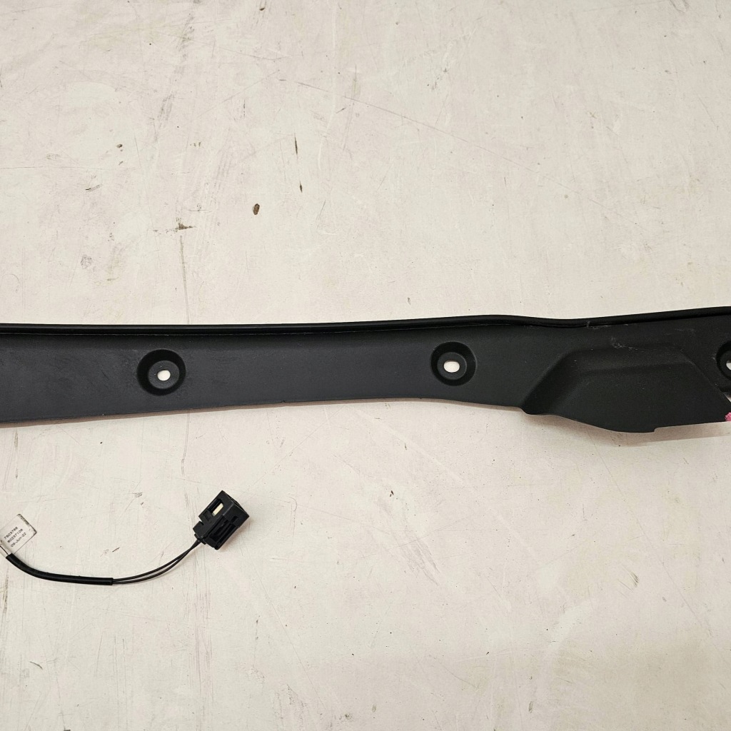 фото №5, Датчик крышки багажника правая tesla model x plaid 2022r 1056300-00-d