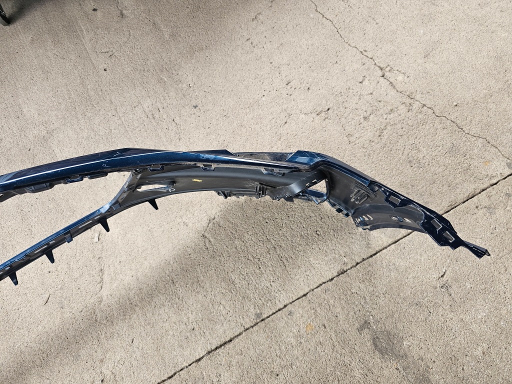 фото №12, Audi e-tron 24r бампер передній перед pod pdc 4ke807437