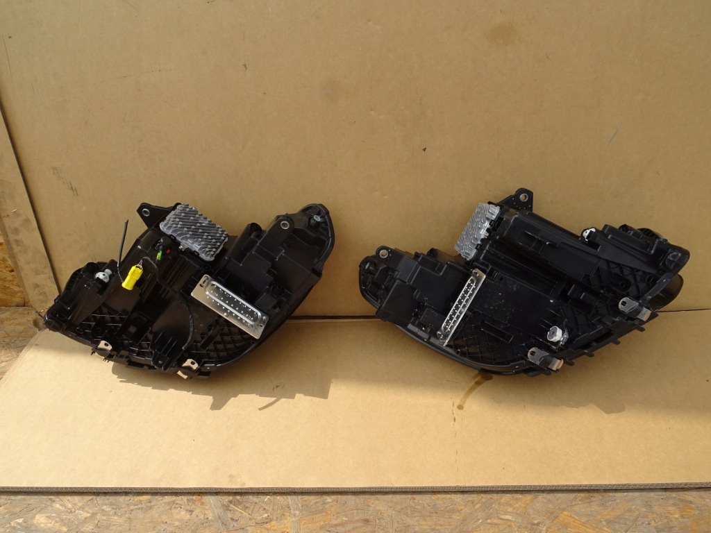 Bmw x1 u11 ліхтарі  led shadow фара ліва правий 5a9a235-02 5a9a236-02 Недорого