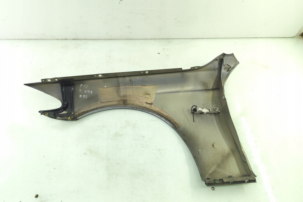 Крыло  передний правый  bmw 5 f10 a52 2.0l дизель 135kw 2011 Киев