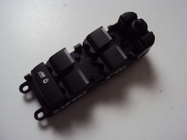 фото №1, Панель окон левый перед land rover discovery sport