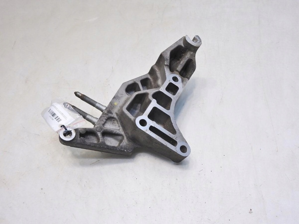 фото №6, Кронштейн двигателя hyundai i30 i 1.6 crdi