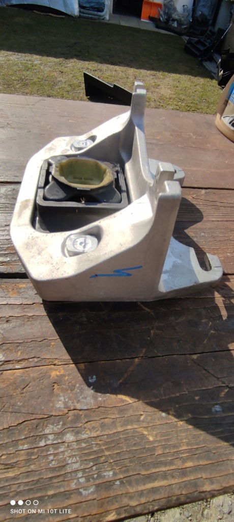 Купить Renault master iii iv кронштейн подушка коробки 2.3 dci 112225095r