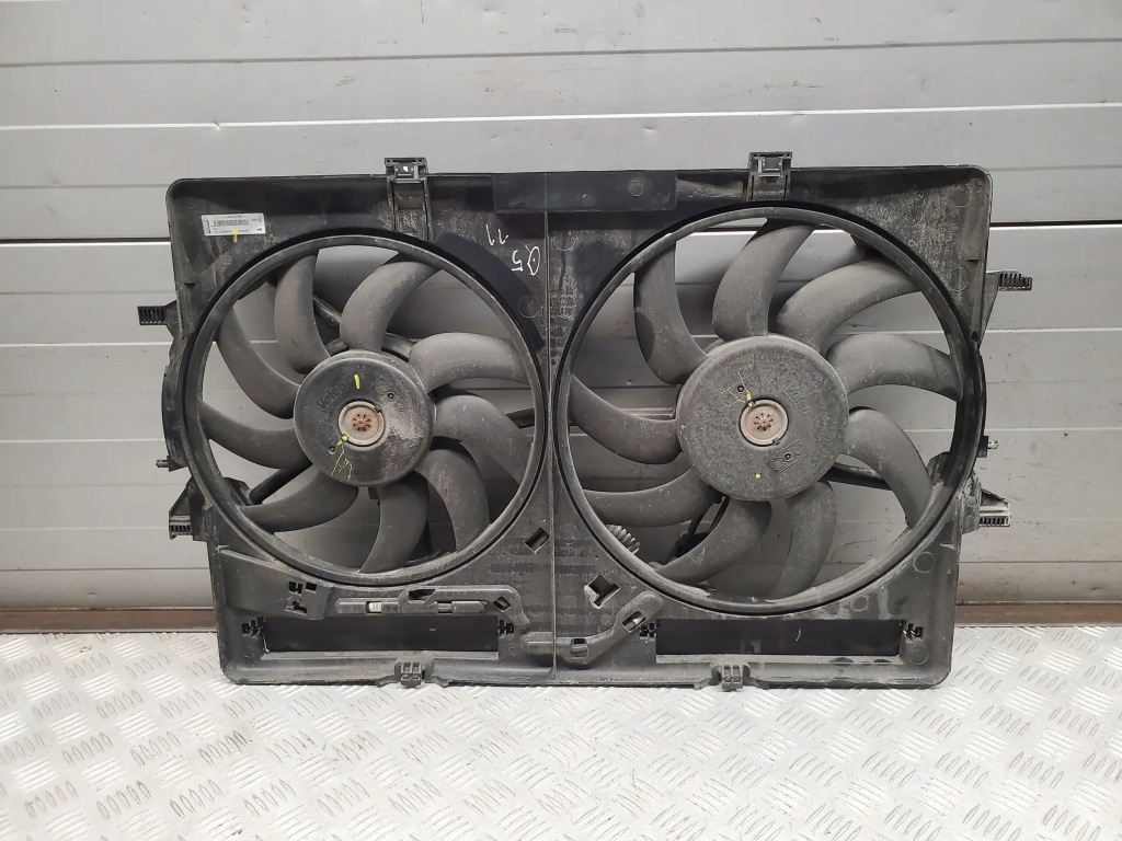 фото №1, Audi q5 sq5 8k0121003p вентилятори