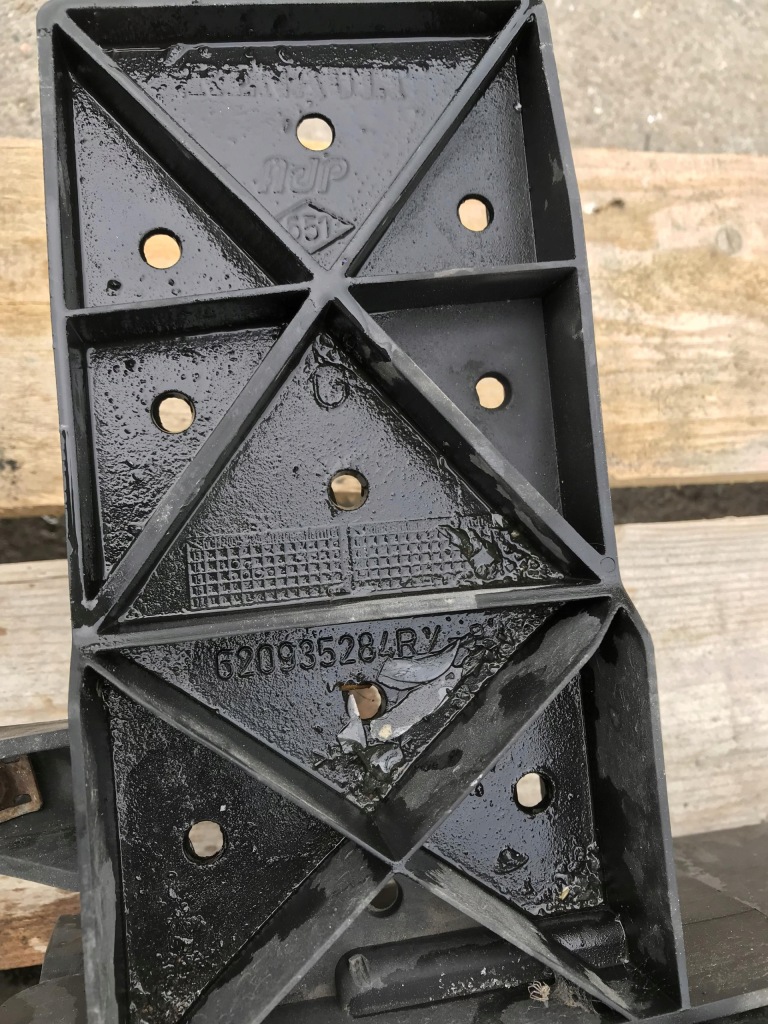 фото №8, Twingo iii зона деформации правая левая комплект