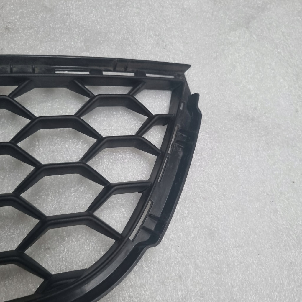 фото №3, Решітка бампера решітка радіатора alfa romeo giulietta veloce