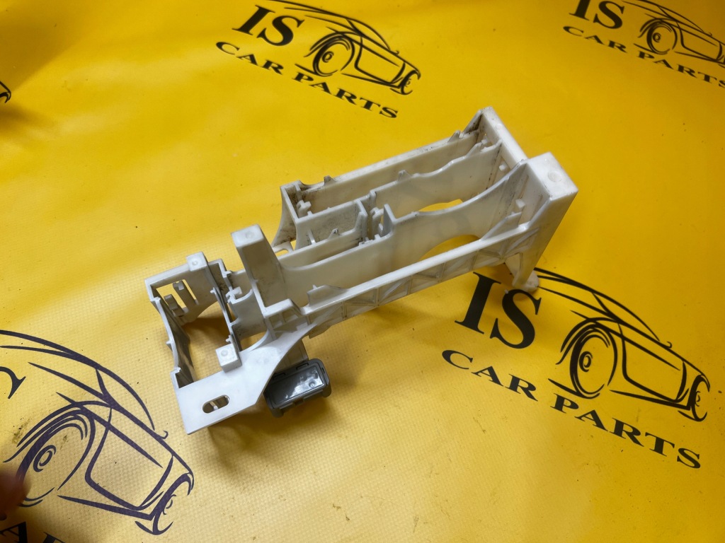 фото №3, Кронштейн кронштейн модулей компьютер lexus rx 450h iii 3 al10