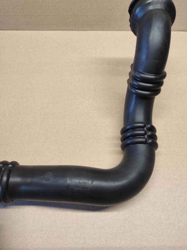 фото №7, Труба шланг патрубок інтеркулер renault laguna iii 2.0dci 8200551943