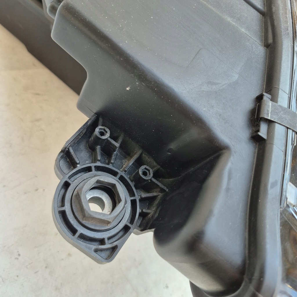 фото №8, Audi q8 e-tron 18- лампа перед передняя левая