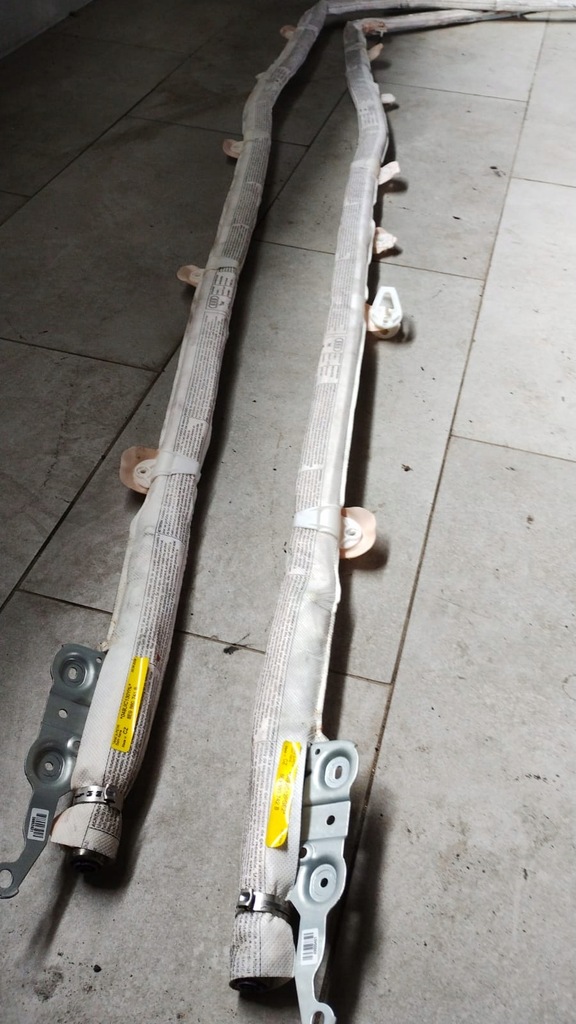 фото №4, Шторка безопасности правая левая audi a4 b7 kombi avant kpl