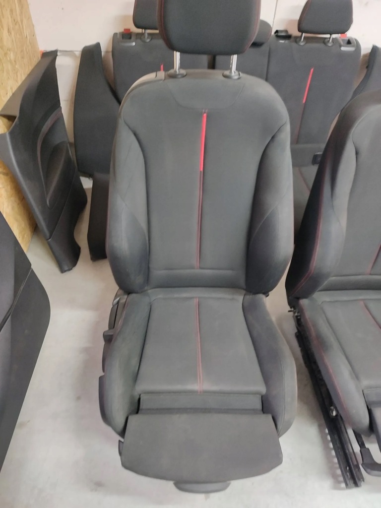 фото №10, Сидіння / заднє сидіння / обшивки / комплект bmw 1 f21 2013 uk оббивка