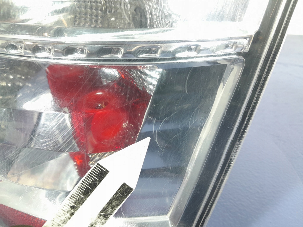 фото №3, Toyota prius ii лампа задня задня права eu