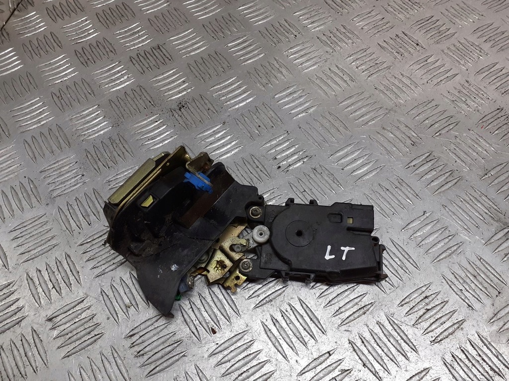 фото №1, Замок двері лівий задня subaru legacy iii 2pin