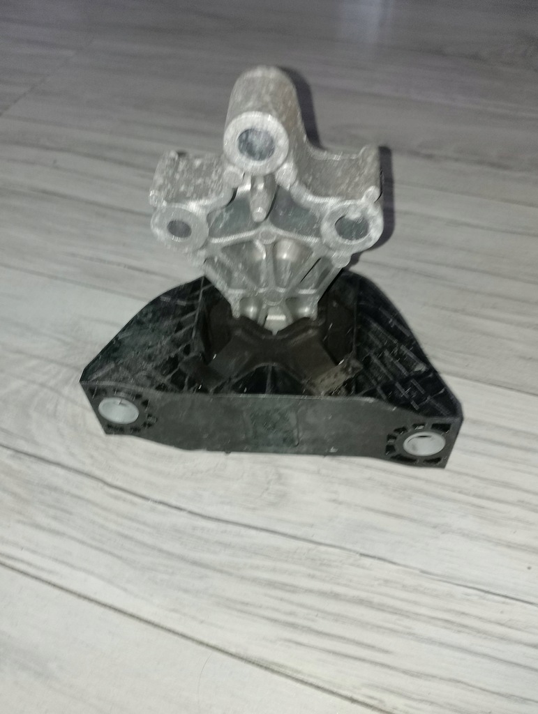 фото №3, Кронштейн двигателя renault zoe 2014r 112846543r